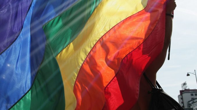 CSD in Hanau führt am Samstag zu zeitweisen Straßensperrungen und Verzögerungen im Verkehr CSD in Hanau führt am Samstag zu zeitweisen Straßensperrungen und Verzögerungen im Verkehr
