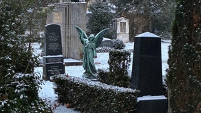 Eisglätte führt zur vorübergehenden Sperrung der Hanauer Friedhöfe