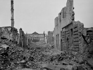 Hanau gedenkt der Zerstörung vom 19. März 1945 und der Opfer des Luftangriffs