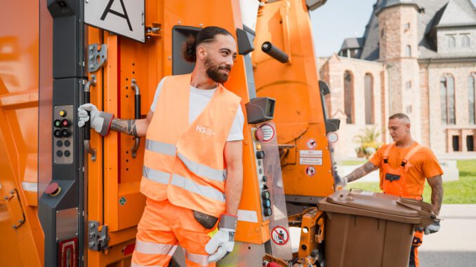 Hitzebedingte Anpassungen in Hanau: Müllabfuhr beginnt früher, Wertstoffhof bleibt geschlossen