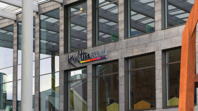 Stadtbibliothek im Kulturforum reduziert Öffnungszeiten in den Sommerferien